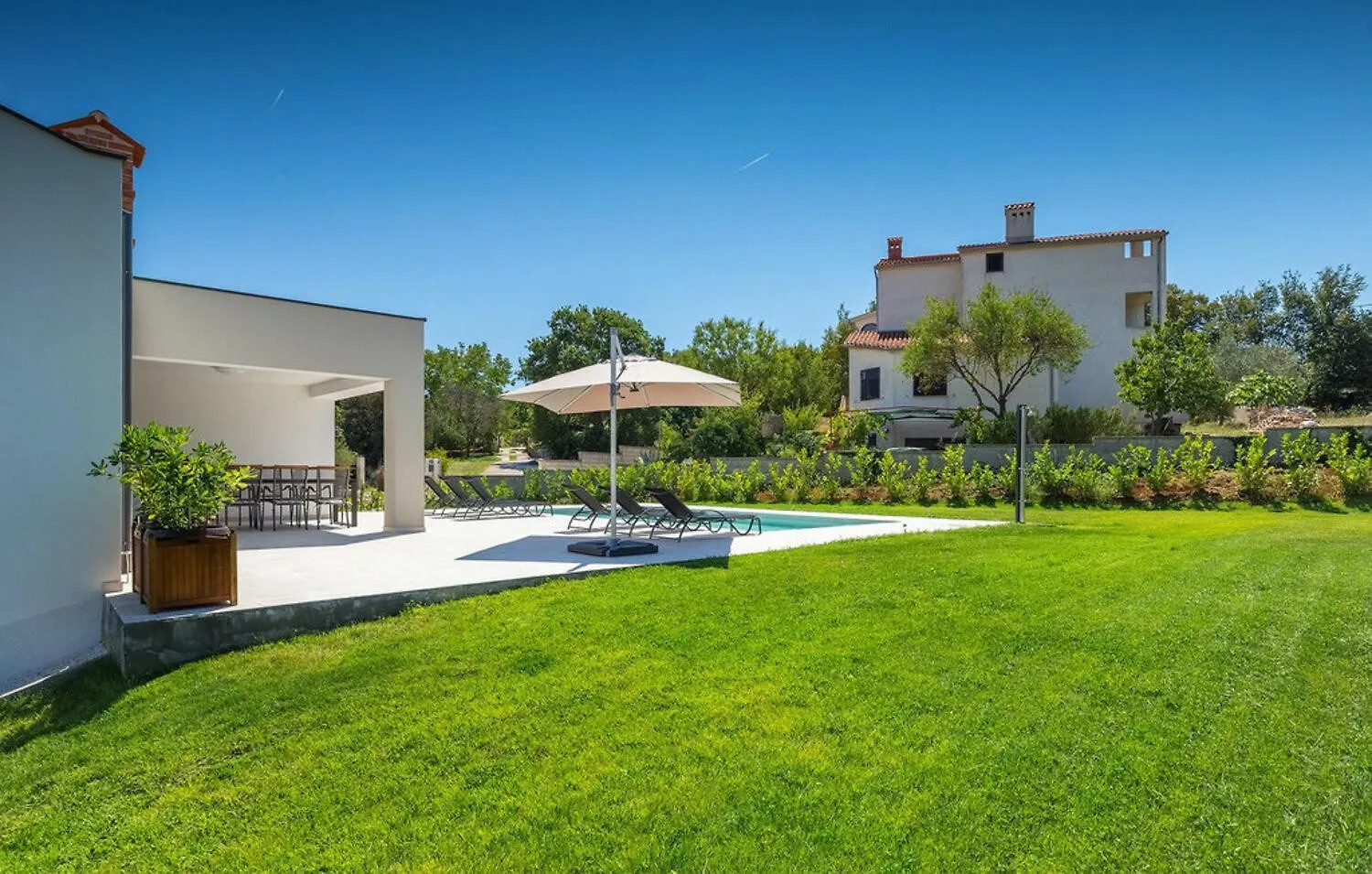Villa Lia For 6 People Near Pula With Children Playground And Private Pool Vintijan